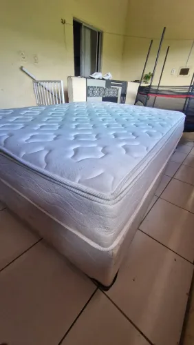 Cama box casal