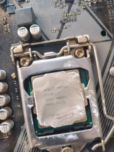 Placa mãe, processador e fonte