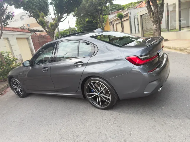 BMW 330E M Sport 2.0 Turbo Híbrido AU 2020