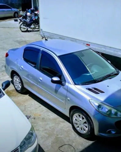 Peugeot 207 Sedan Passion XS 1.6 Flex 16V 4P 2011