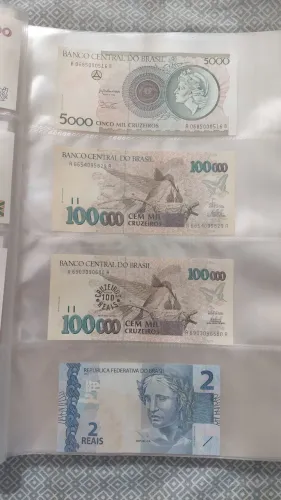 Coleção de cedulas nacionais antigas