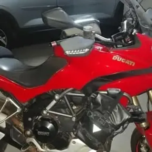 VENDO Ducati Multistrada ACEITO TROCA