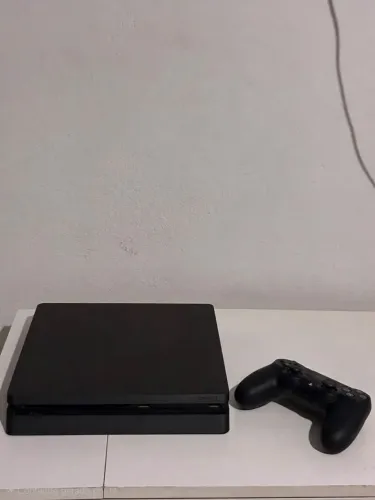 PLAYSTATION 4, 500GB, 1 CONTROLE, 1 JOGO