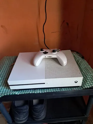 XBOX ONE S