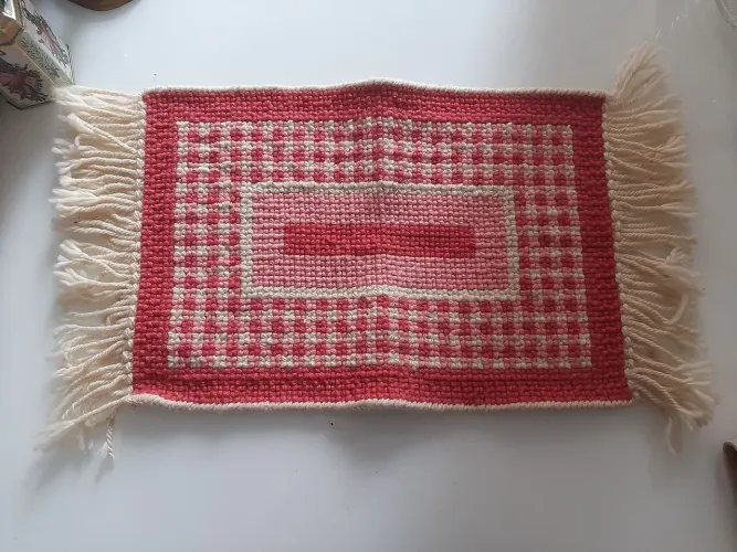 Tapete pequeno decorativo feito a mão cozinha  bandeija 