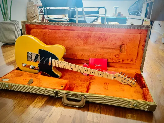 Fender Telecaster 2022 Made in Mexico + Case G&G Made in USA