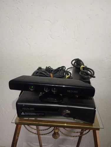 Xbox 360 com kitnet
