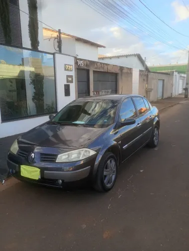 Renault Megane Sedan Dynamique 2.0 16V Aut. 2007