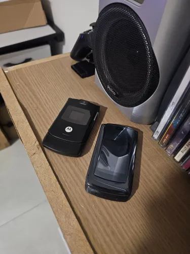Motorola V8 e V3
