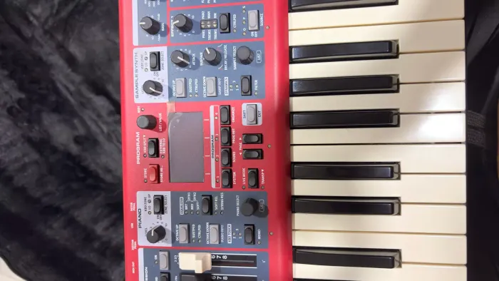 Nord Electro 6d 61