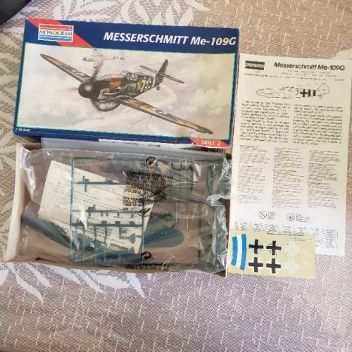 Kit de plastimodelismo Monogram, Messerschmitt Me-109G, escada 1/48