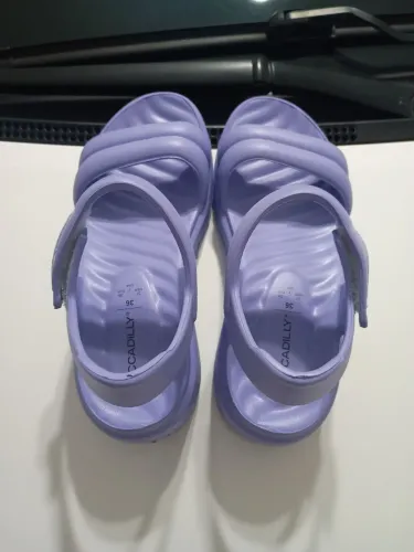 Sandália Piccadilly