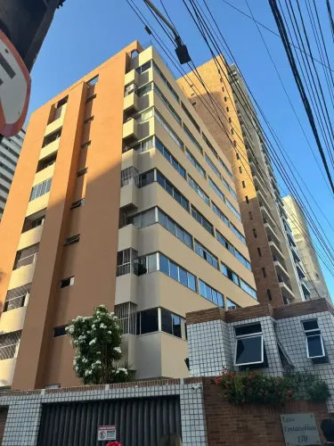 Apartamento com 152m² totalmente mobiliado para LOCAÇÃO no Meireles, a 100m da praia