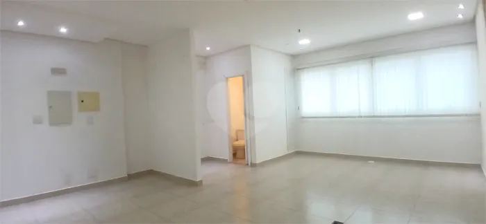 Salas à venda ou para locação em Centro - SP