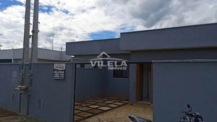 CASA COM 2 DORMITÓRIOS-ÓTIMA LOCALIZAÇÃO NO BAIRRO (MIRANTE DE CARAGUATATUBA) AO LADO DO M