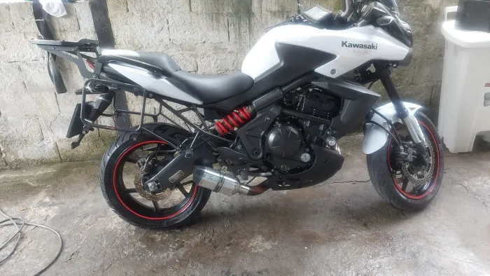 Troco por versys mais nova tenho volta