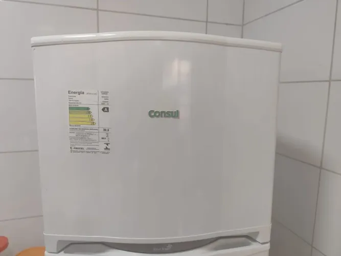 Geladeira Cónsul frost