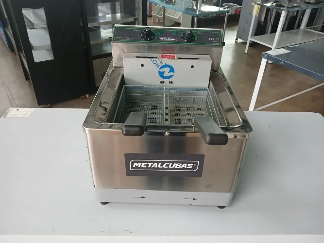 Fritadeira Elétrica Foe 15 8000W Metalcubas 