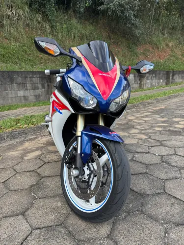 Honda CBR 1000 RR Fireblade