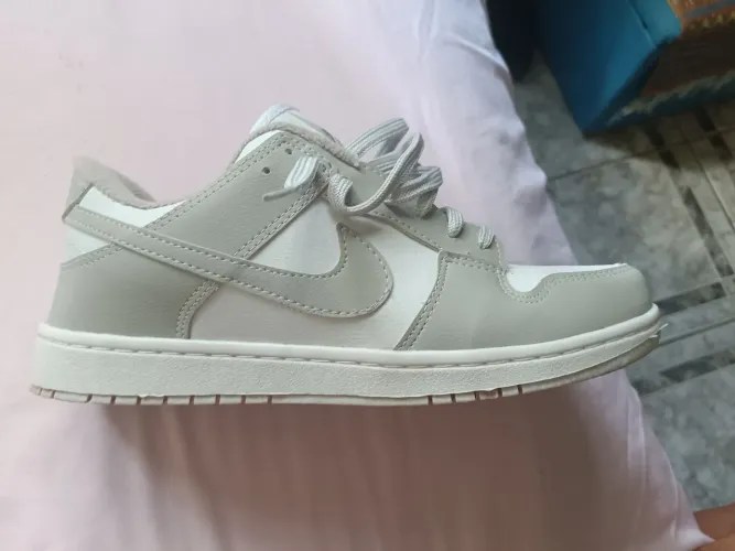 Dunk Low Cinza Semi-Novo Tamanho 39