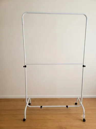 Arara de roupa desmontável