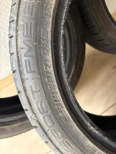 Pneu Dunlop 225/55 R17
