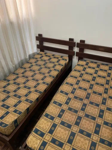 Cama de solteiro- Madeira maciça PARAJÚ