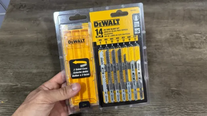 Kit de lâminas serrilhadas DEWALT DW3742C 14 peças
