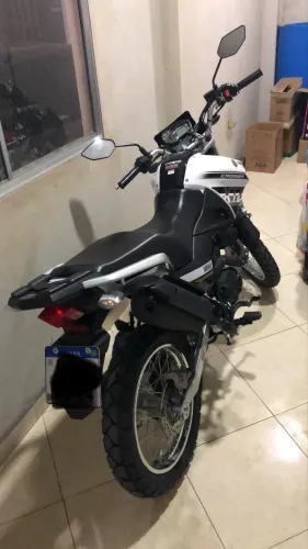 Moto Usada Nova