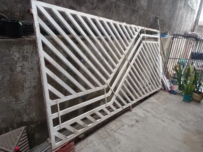 Grade de metalon