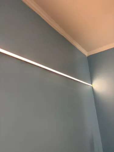 Luz LED cor neutra