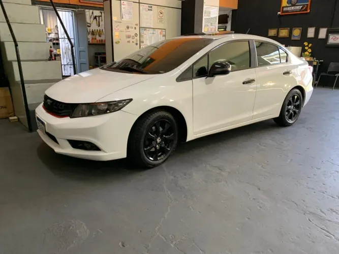 Honda Civic Sedan EXS 1.8/1.8 Flex 16V Aut. 4P 2012
