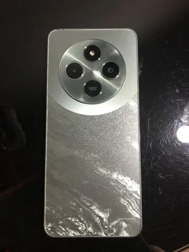 POCO C75