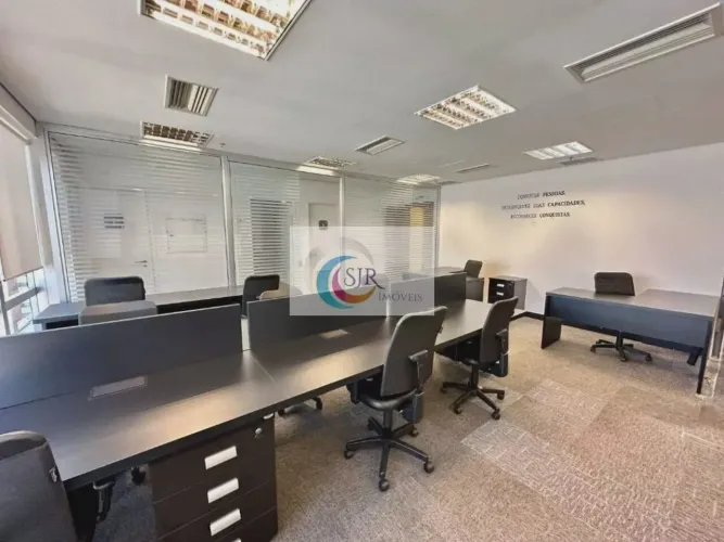 Sala/Conjunto para aluguel possui 255 metros quadrados em Itaim Bibi - São Paulo - SP