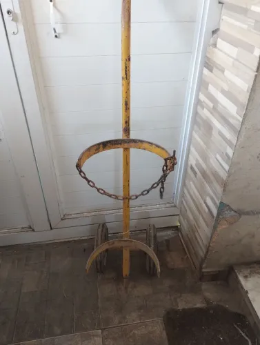 Carrinho para cilindros