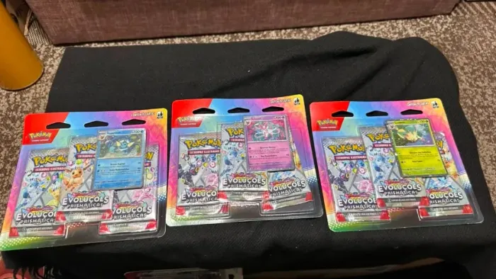3x Blister Triplo Escarlate e Violeta 8.5 - Evoluções Prismáticas - Pokémon TCG - LEIA