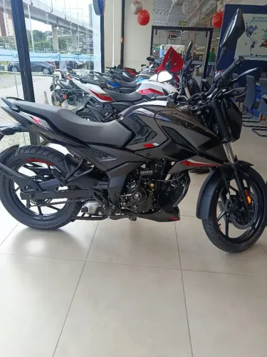 BAJAJ PULSAR N150 - 0 KM 26/27