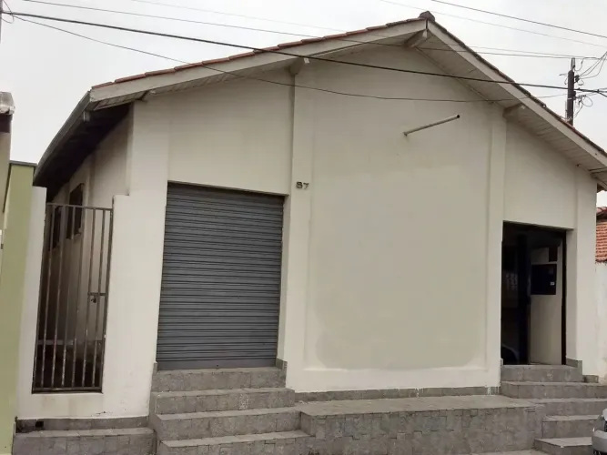 SALÃO COMERCIAL AMPLO E BEM LOCALIZADO PARA VENDA EM ALUMÍNIO, SP