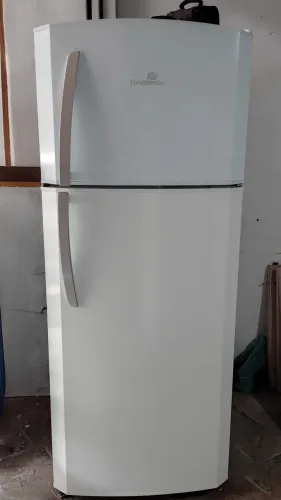 Vendo Geladeira dúplex Frost Free 1,200 3 meses de garantia, entrego região de BH