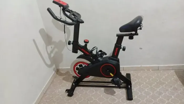 Bicicleta Ergométrica Profissional de Academia em Casa 120 kg - PROMOÇÃO