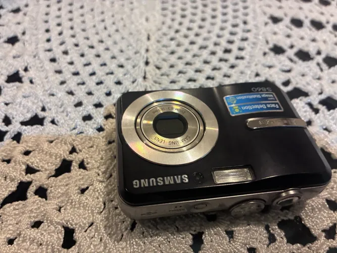 Câmera fotográfica Samsung