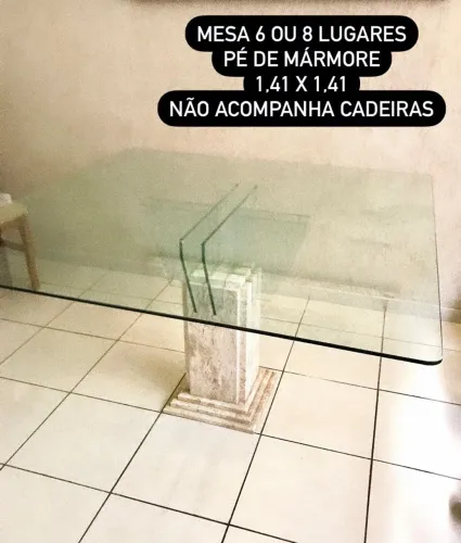 Mesa de vidro e or de marmore 141x141 cm