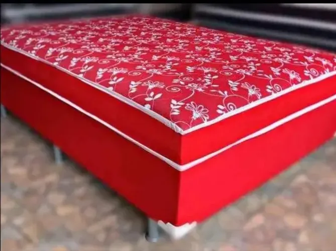 Cama queen entrego agora. Nova e com garantia