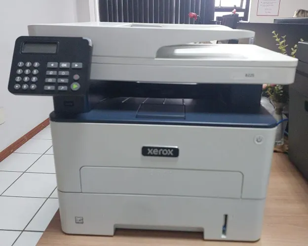 Impressora xerox B225 revisada