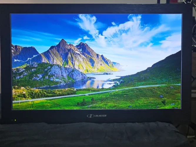 TV 32 Polegadas H-Buster HD - Funcionando Perfeitamente