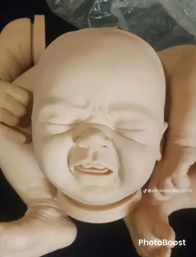 BEBÊ REBORN PRA CONFECÇÃO DELAS OU DELES PRONTAS