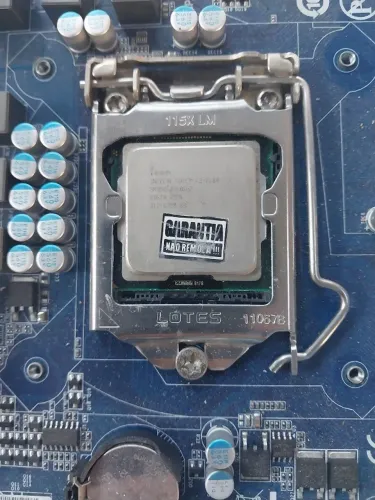 Processador + Cooler Intel Core i3 2100 3.10GHz LGA1155 Sandy Bridge 2 Núcleos