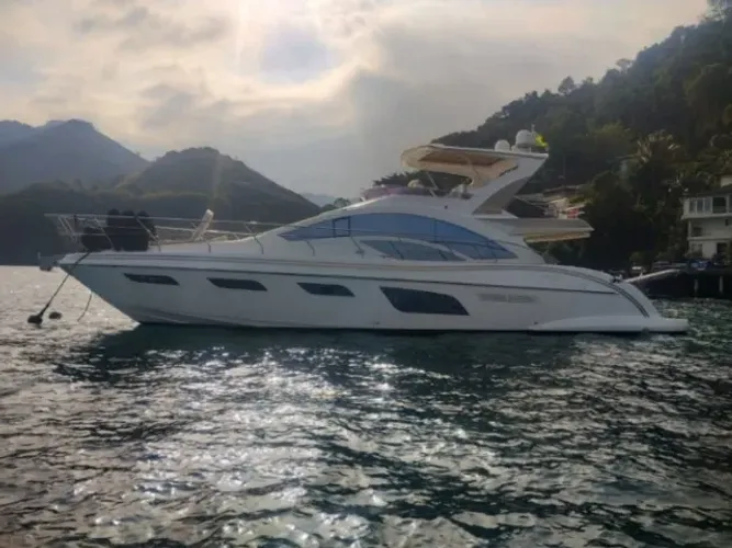 Lancha Intermarine 60  2 x Volvo 900 HP  Oportunidade!!!