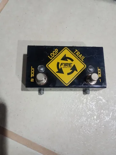 Pedal fire loop trail para guitarra