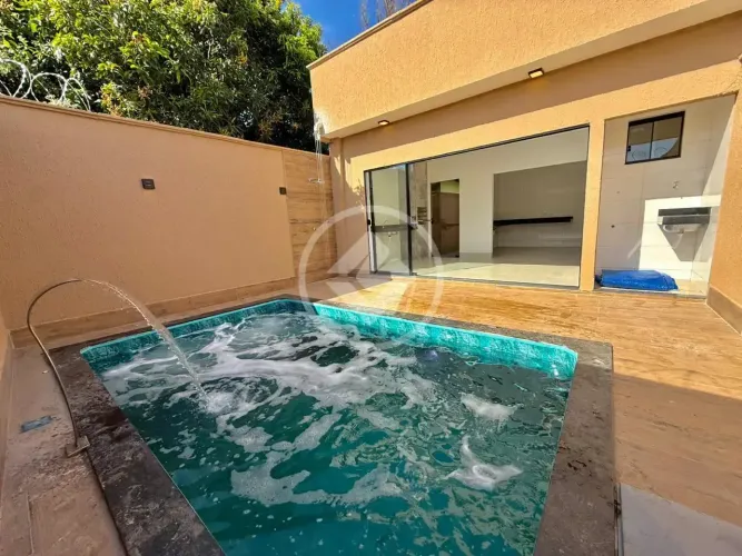 CASA À VENDA VILA OLIVEIRA codigo: 347951